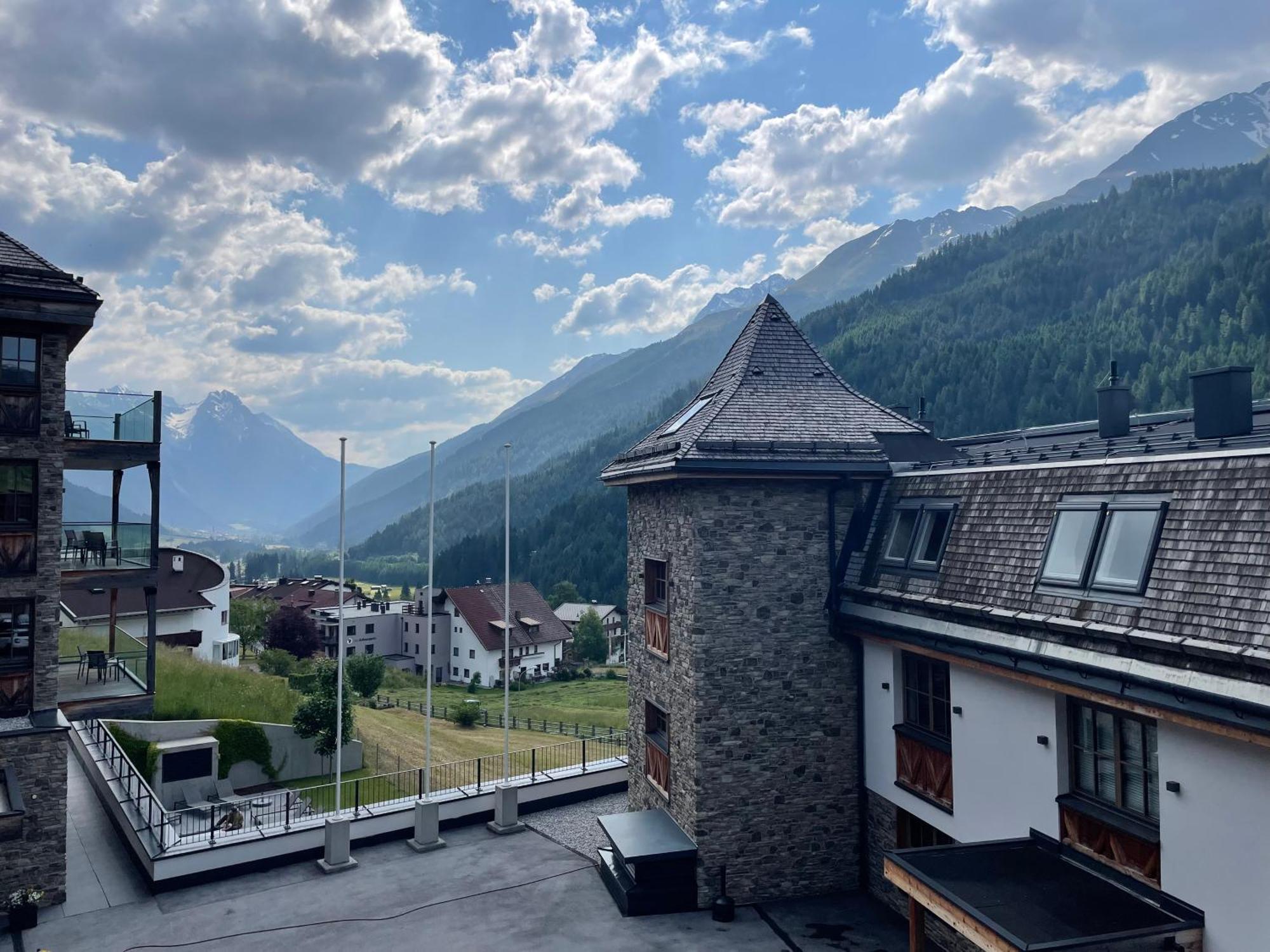 Mountain Spa Residences Sankt Anton am Arlberg Exterior photo